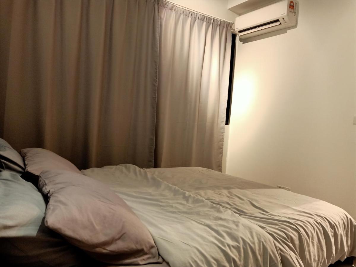 Secret Garden Homestay 5 Pax Near Legoland Sunway Nusajaya  Extérieur photo